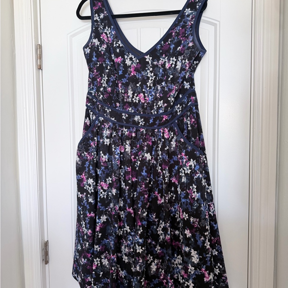 City Chic kiss me softly V-Neck Sleeveless Midi Dress size S